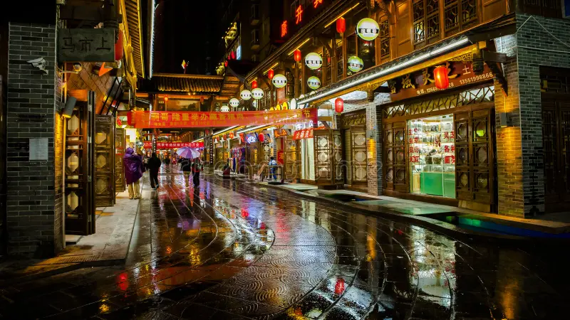 calles-brillantes-y-elegantes-de-la-noche-de-china-62870259